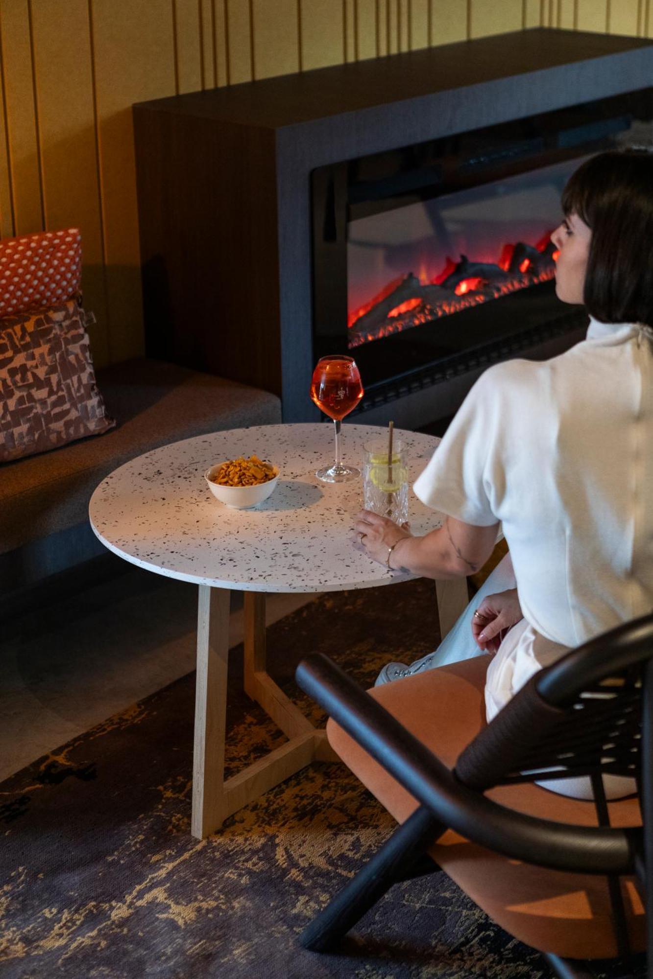 Nomad Hotel Дижон Экстерьер фото
